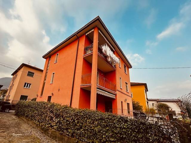 appartamento in vendita a Nembro