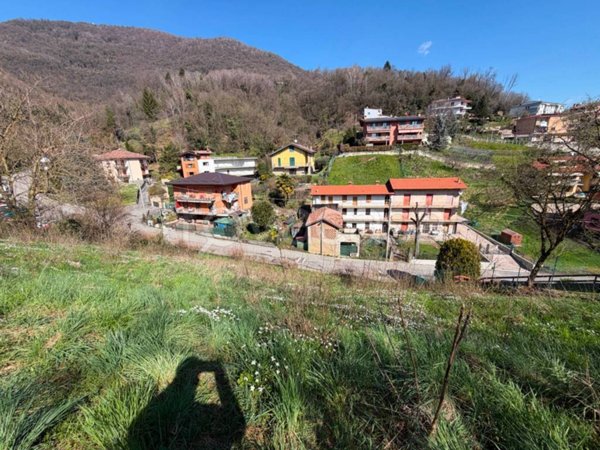 terreno edificabile in vendita a Nembro