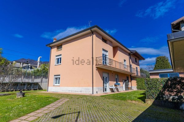 casa indipendente in vendita a Nembro