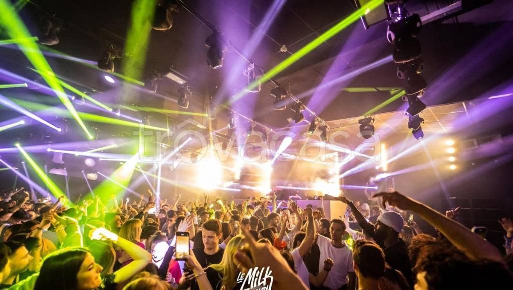 negozio in vendita a Nembro