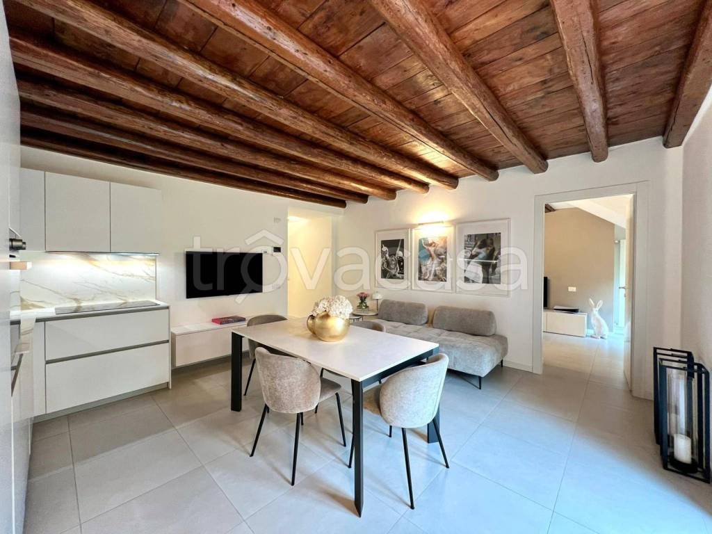 appartamento in vendita a Nembro in zona San Faustino