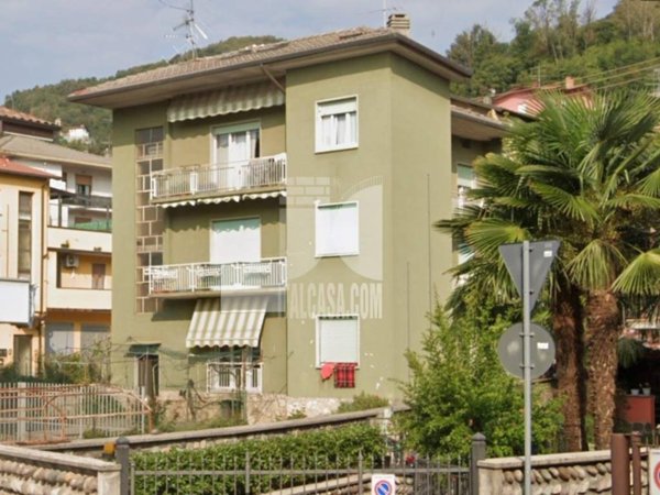 appartamento in vendita a Nembro