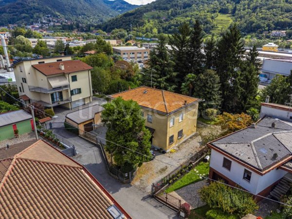 casa indipendente in vendita a Nembro