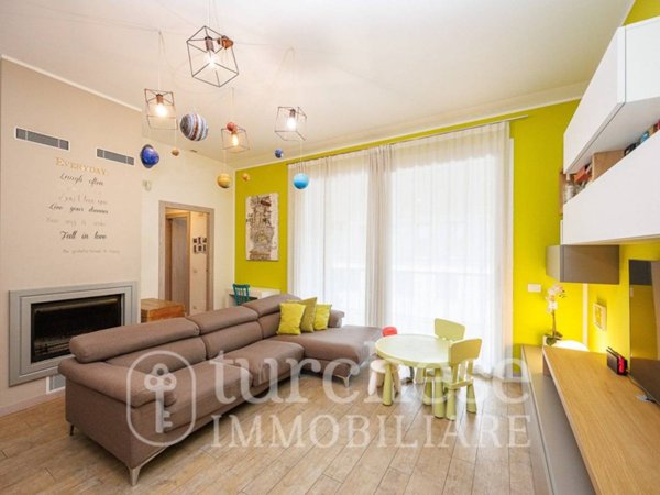 appartamento in vendita a Nembro in zona Gavarno