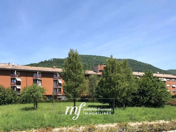 appartamento in vendita a Nembro