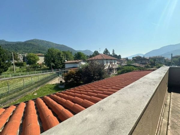 appartamento in vendita a Nembro in zona San Vito