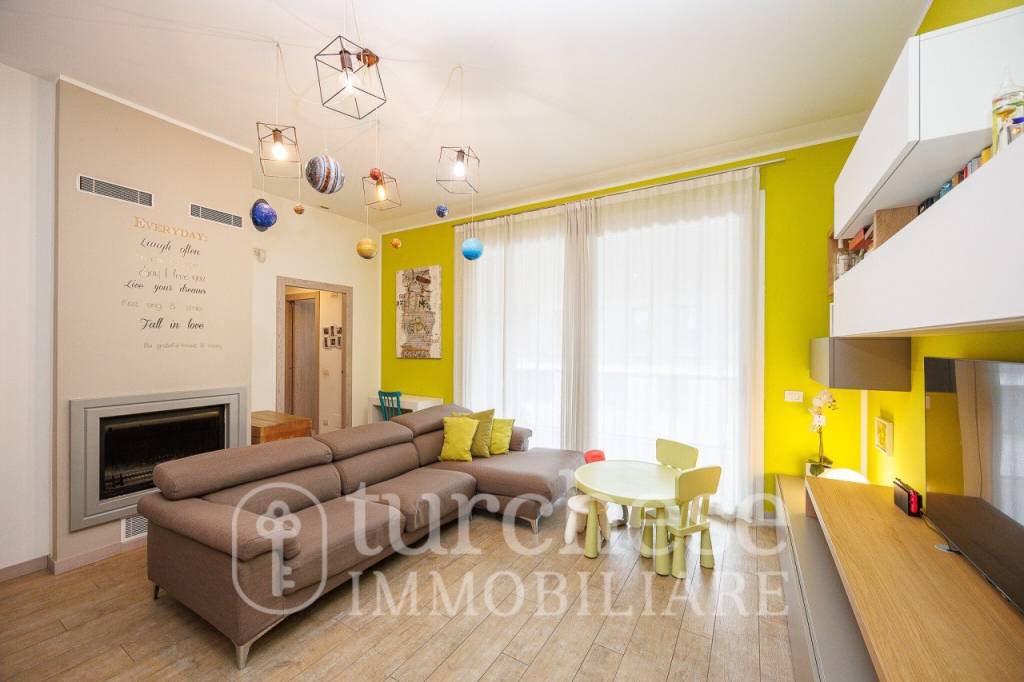 appartamento in vendita a Nembro in zona Gavarno