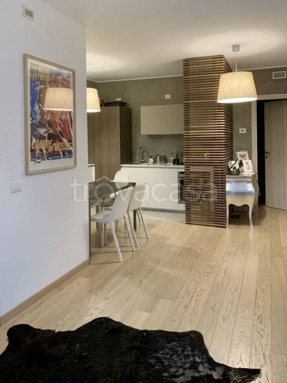 appartamento in vendita a Nembro in zona Gavarno