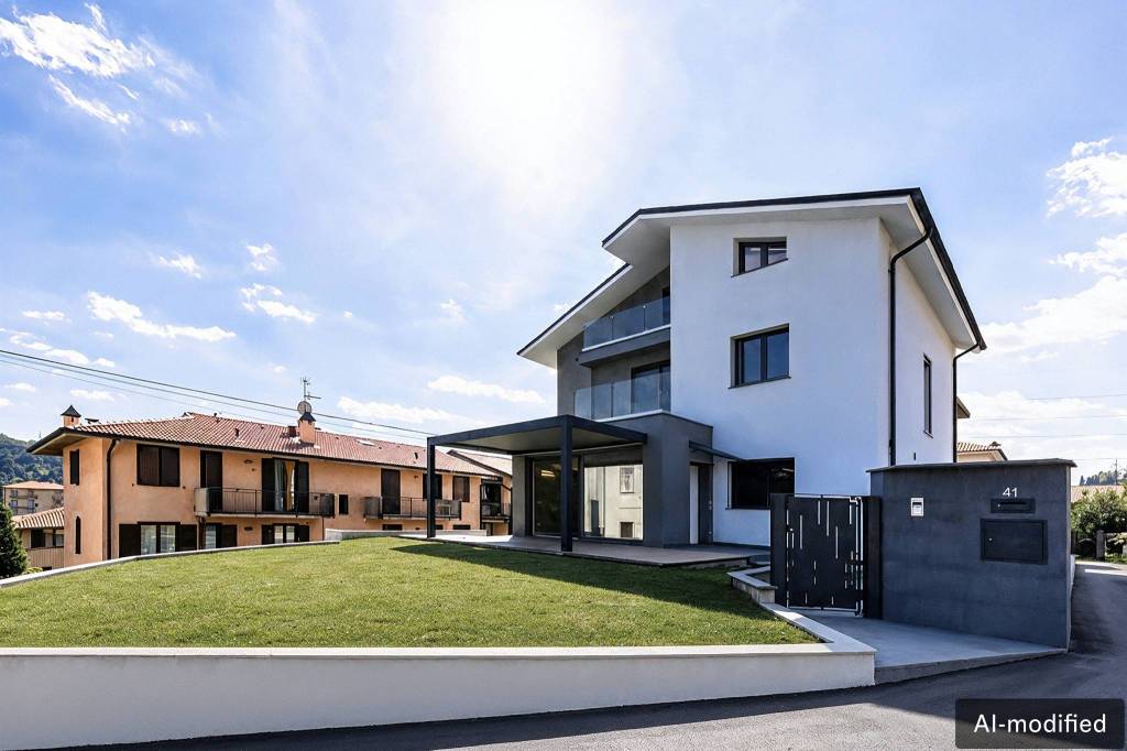 casa indipendente in vendita a Nembro