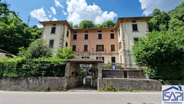 appartamento in vendita ad Olmo al Brembo in zona Malpasso