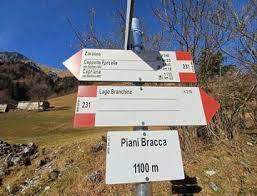 casa indipendente in vendita ad Oltre il Colle in zona Zorzone
