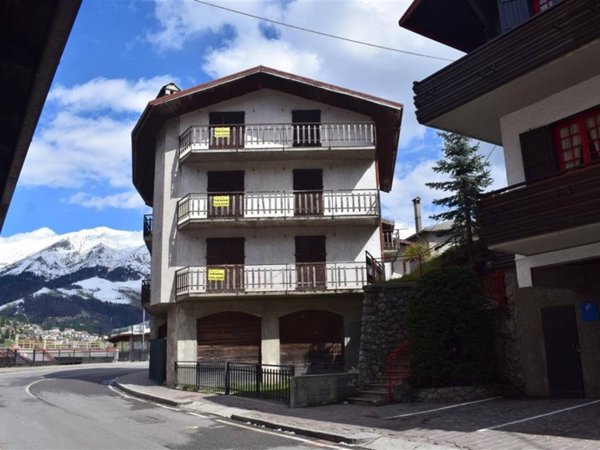 casa indipendente in vendita ad Oltre il Colle