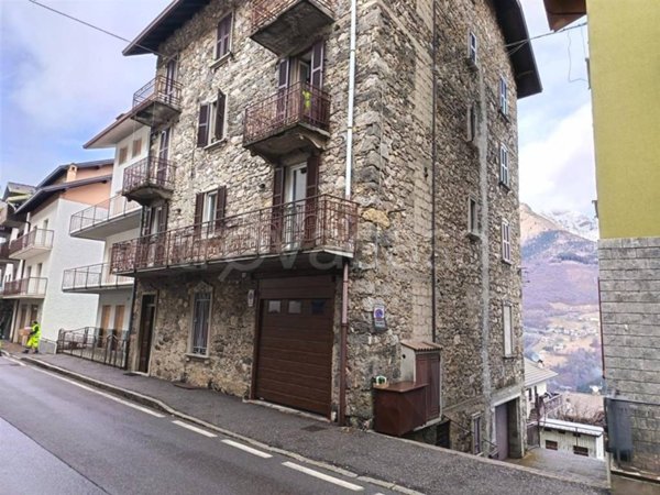 appartamento in vendita ad Oltre il Colle