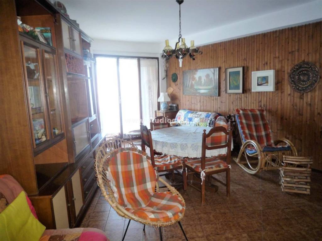 appartamento in vendita ad Oltre il Colle