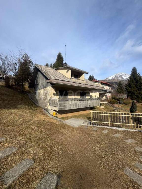 casa indipendente in vendita ad Oltre il Colle