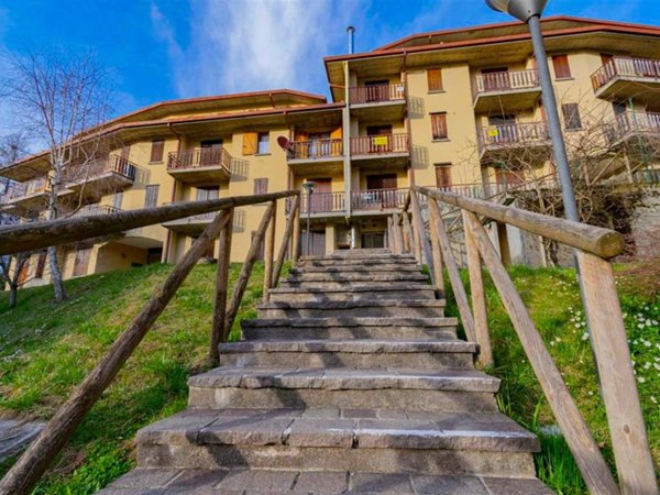 appartamento in vendita ad Oltre il Colle in zona Zambla Alta
