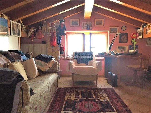 appartamento in vendita ad Oltre il Colle