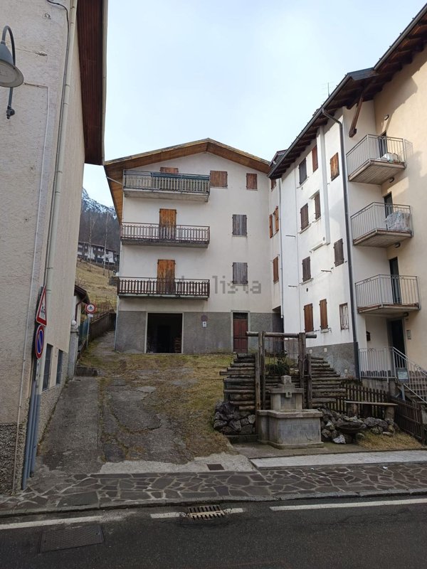 casa indipendente in vendita ad Oltre il Colle