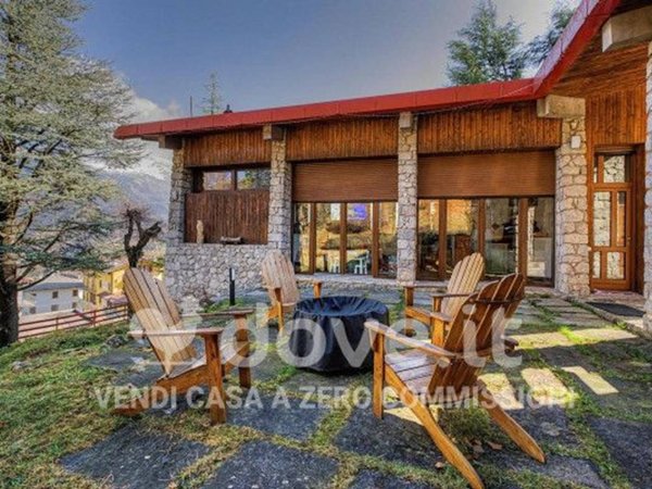 casa indipendente in vendita ad Oltre il Colle