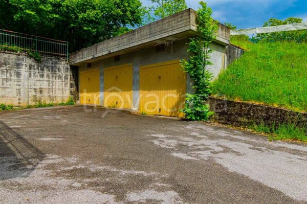 appartamento in vendita ad Oltre il Colle in zona Zorzone