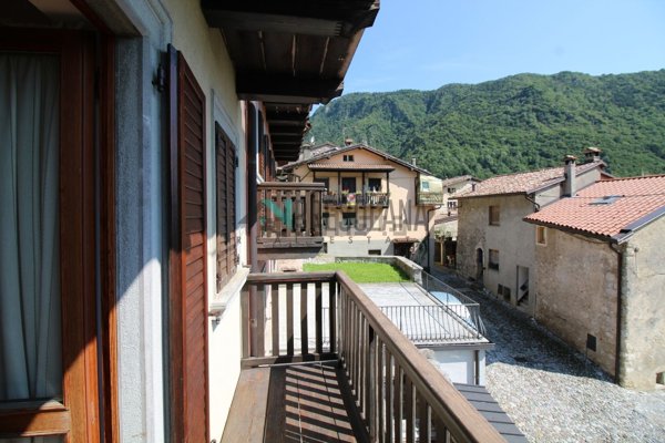 appartamento in vendita ad Oltressenda Alta in zona Nasolino