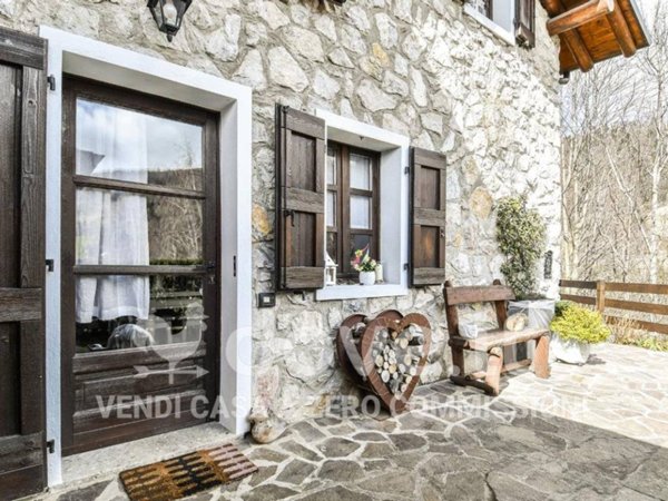 casa indipendente in vendita ad Oneta