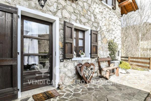 casa indipendente in vendita ad Oneta