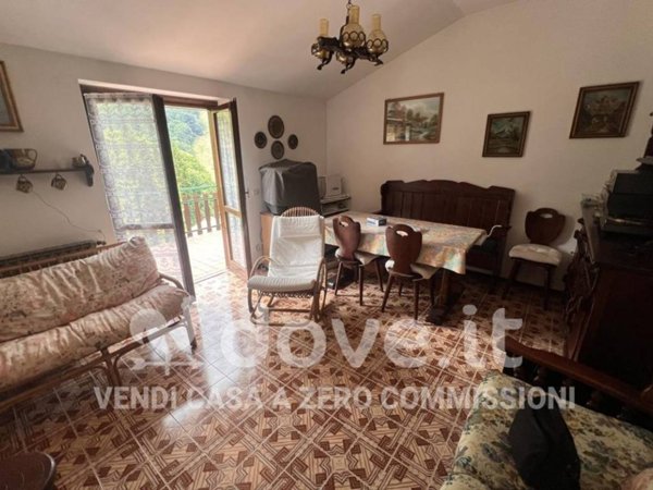 appartamento in vendita ad Oneta in zona Scullera