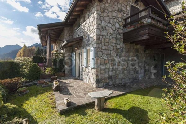 appartamento in vendita ad Oneta