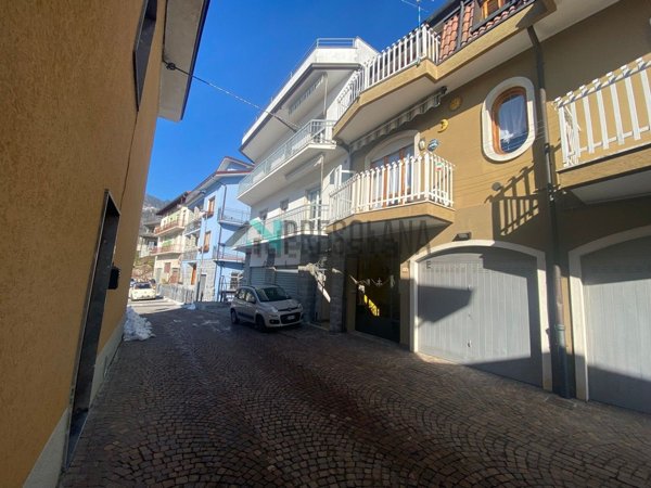 appartamento in vendita ad Oneta