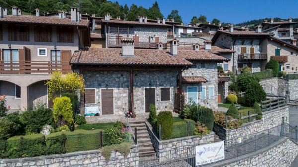 appartamento in vendita ad Oneta