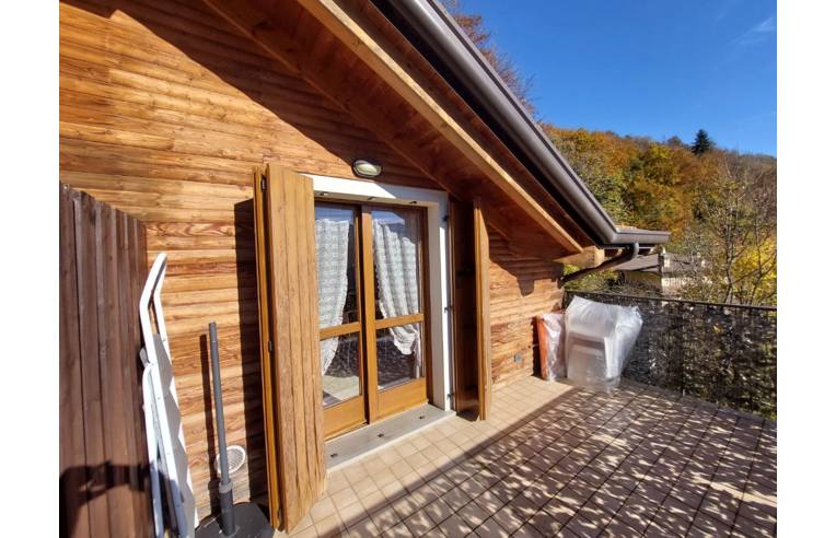 appartamento in vendita ad Oneta in zona Cantoni