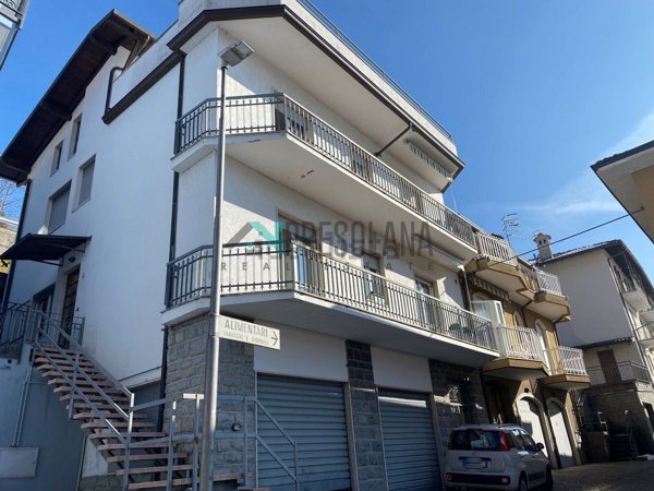 casa indipendente in vendita ad Oneta