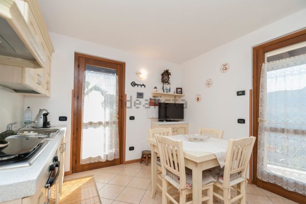 appartamento in vendita ad Oneta