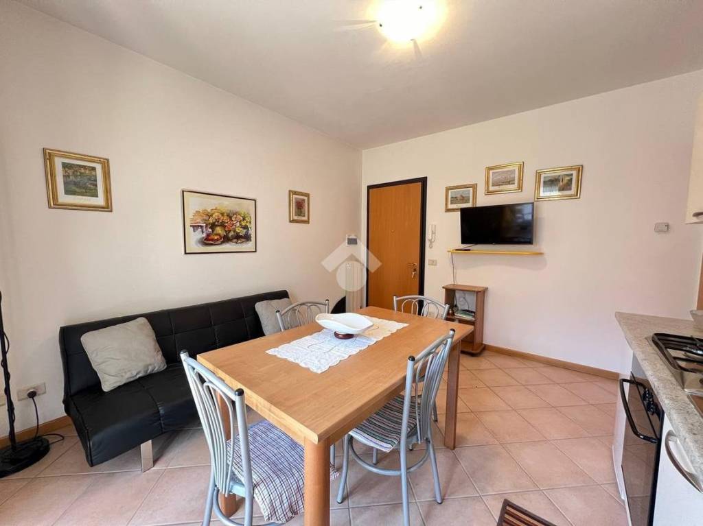 appartamento in vendita ad Oneta in zona Scullera