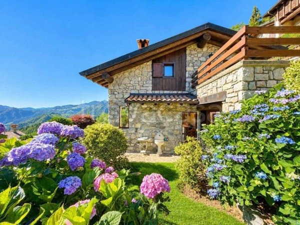 casa indipendente in vendita ad Oneta in zona Scullera