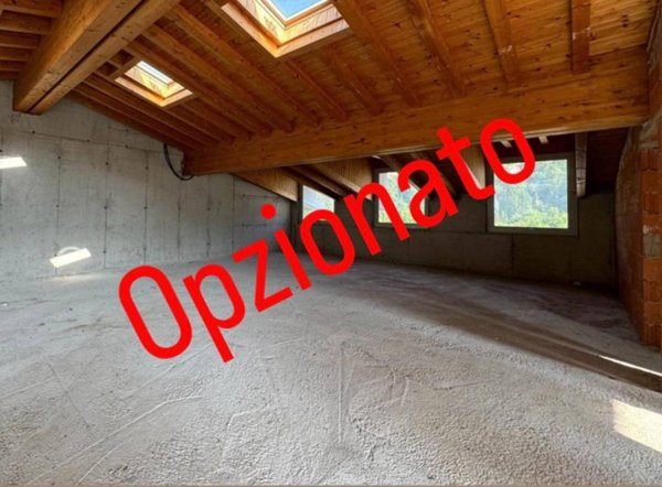 appartamento in vendita ad Onore