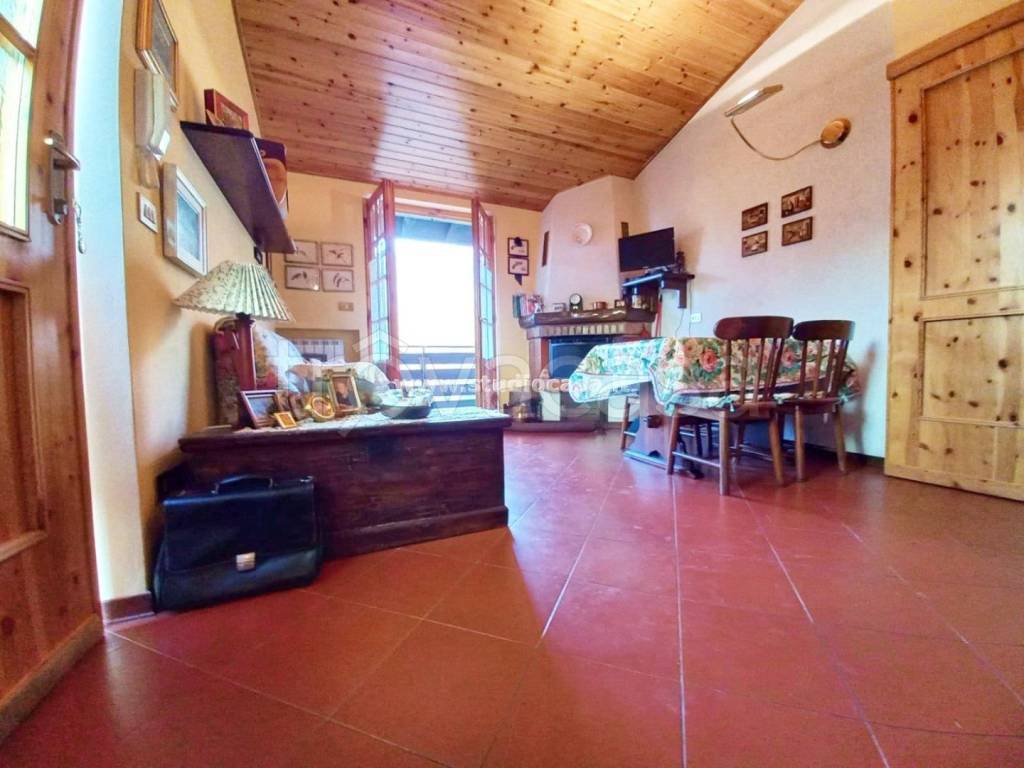 appartamento in vendita ad Onore