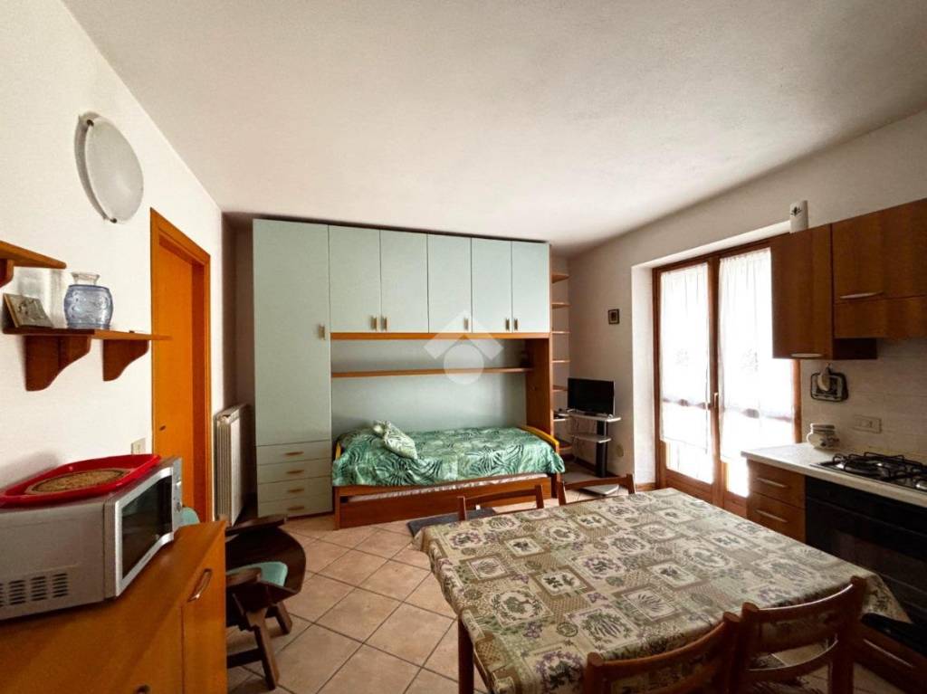 appartamento in vendita ad Onore