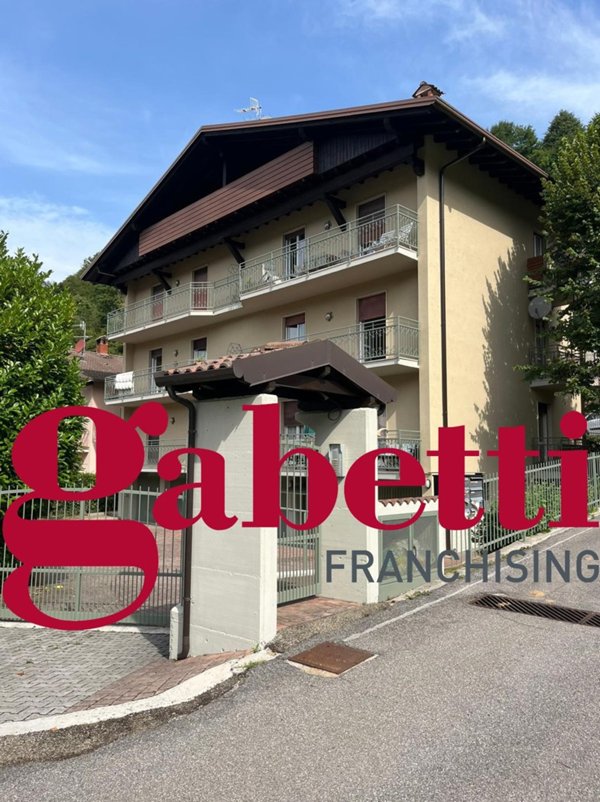 appartamento in vendita ad Onore