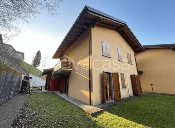 appartamento in vendita ad Onore