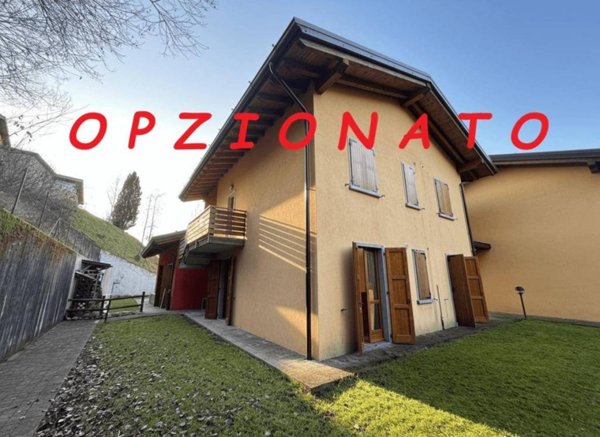 appartamento in vendita ad Onore