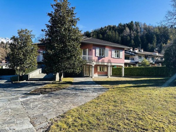 casa indipendente in vendita ad Onore