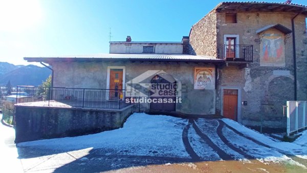 casa indipendente in vendita ad Onore