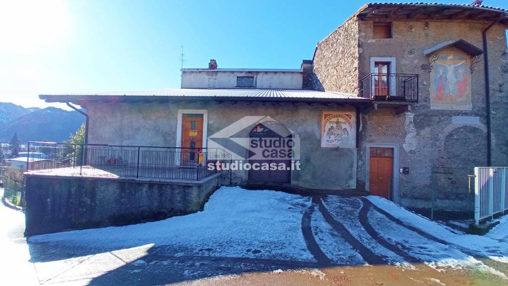 casa indipendente in vendita ad Onore