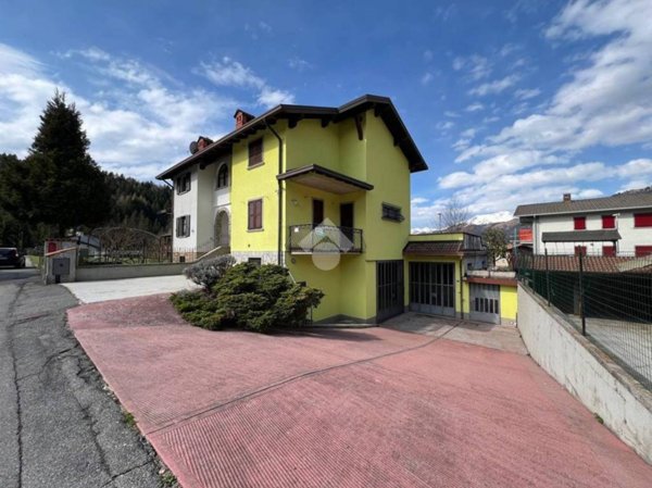 casa indipendente in vendita ad Onore