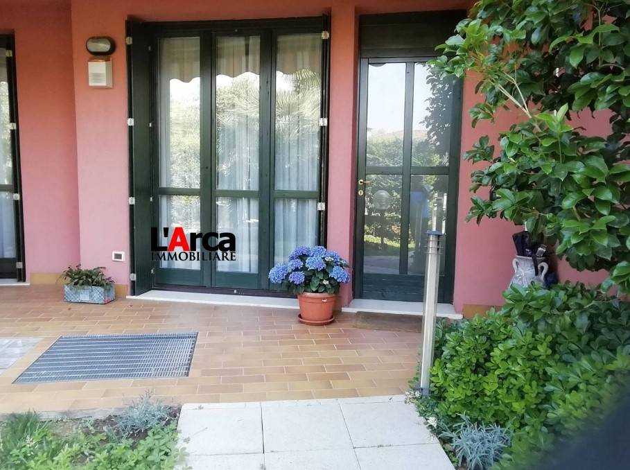 casa indipendente in vendita ad Orio al Serio