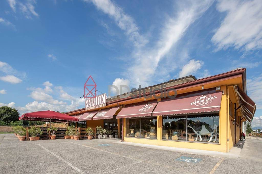 negozio in vendita ad Orio al Serio