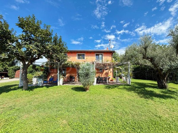 casa indipendente in vendita ad Orio al Serio
