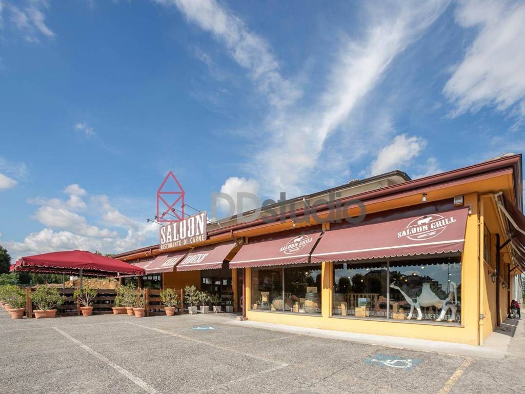 negozio in vendita ad Orio al Serio